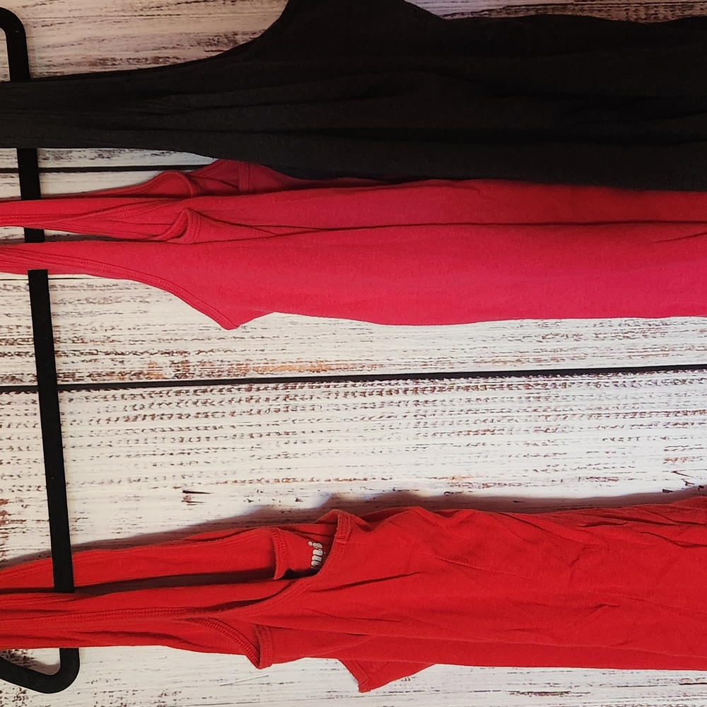 Old Navy Black and Red Tank Tops